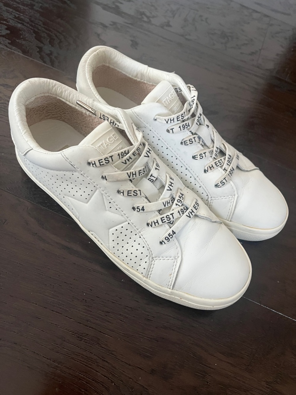 Vintage Havana White Leather Star Sneakers